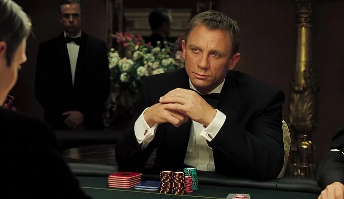 Дэниэл Крэйг не умеет играть в покер