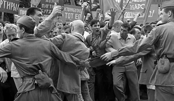 «Об этом нельзя говорить»: вышел трейлер фильма «Дорогие товарищи!» о расстреле демонстрантов в СССР
