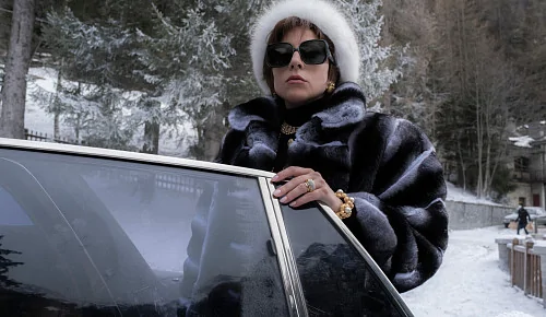 Леди Гага призналась, что к концу съёмок «Дома Gucci» с ней дежурила психиатр