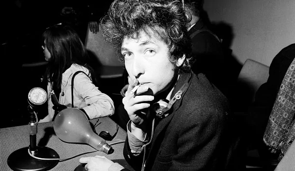 Боба Дилана обвинили в совращении малолетней в 1960-х