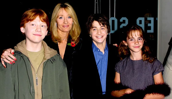 Писательницу Джоан Роулинг приглашали сняться в спецвыпуске «Гарри Поттера»