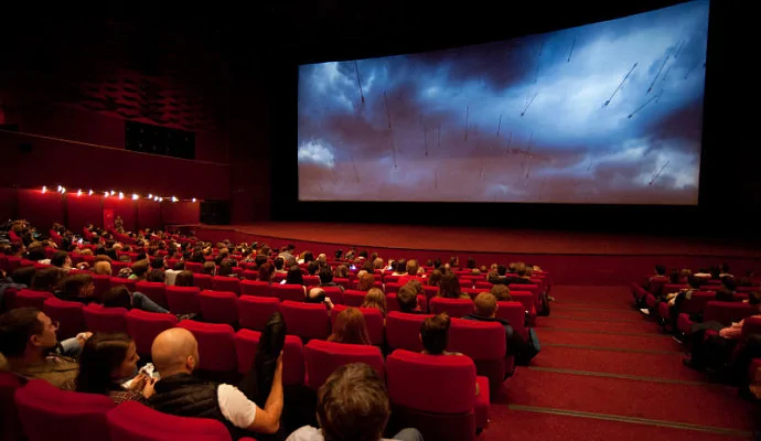 Кинотеатры освобождены от уплаты аренды госимущества до июня