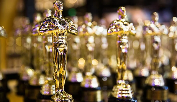 «Власть пса», «Дюна», «Белфаст»: названы номинанты на премию «Оскар»