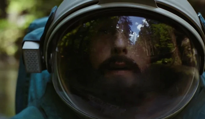 Первый взгляд на Адама Сэндлера в драме «Космонавт»