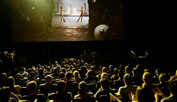 Крупнейший съезд владельцев мировых кинотеатров CinemaCon отменён из-за коронавируса