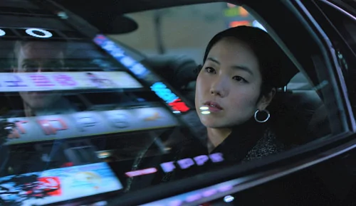Кореянка пытается найти свои корни в трейлере драмы «Возвращение в Сеул»