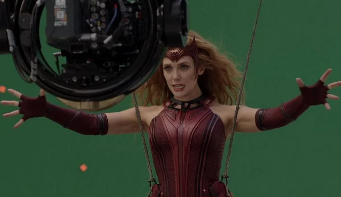Элизабет Олсен считает съёмочный процесс в Marvel «глуповатым»