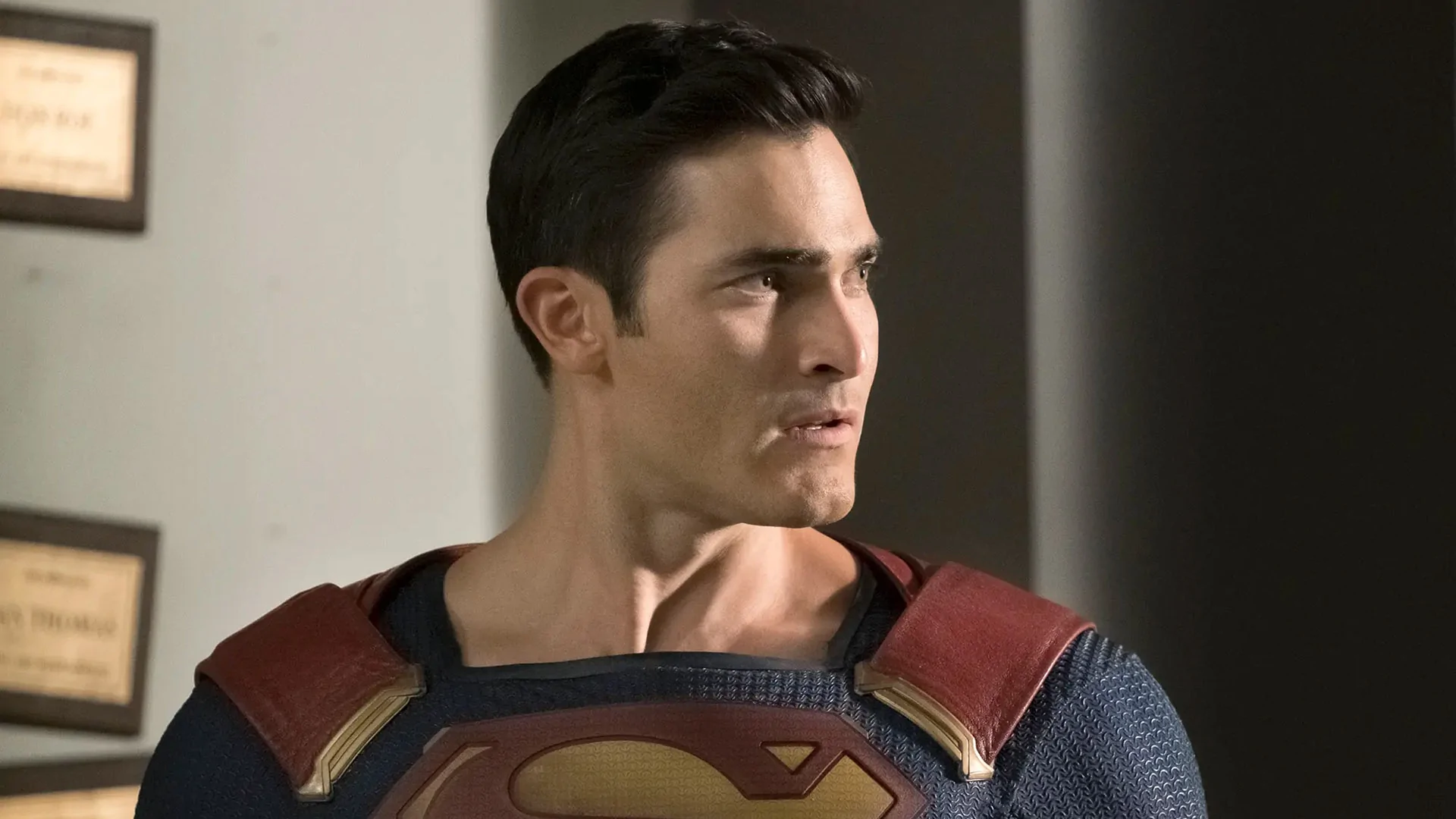 Тайлер Хэклин в сериале «Супермен и Лоис», 2021 – .../ The CW