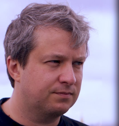 Антон Долин