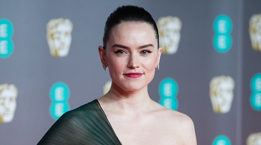 Триллер «Дочь болотного царя» с Дэйзи Ридли покажут в России