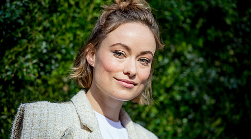 Актёров из триллера Оливии Уайлд «Не волнуйся, солнышко» поместили на карантин