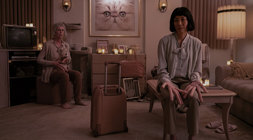 Перчатки с пальцами-сосисками, как в фильме «Всё везде и сразу», доступны для покупки