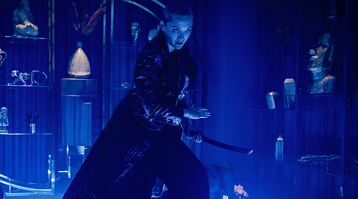 Боевая Пом Клементьефф на кадрах комедийного экшена «Игра киллера»