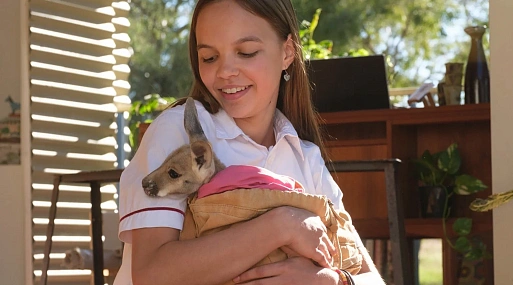 «Два необычных друга и одно невероятное путешествие» — трейлер семейной комедии «Лия и кенгуру»