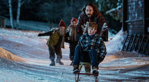 Появился трейлер хоррора «Гномы. Новогодний беспредел»