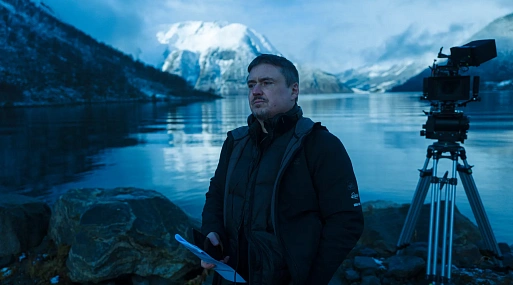 Neon купила права на драму «Фьорд» с Себастианом Стэном и Ренате Реинсве