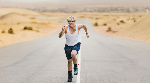 Тимур Батрутдинов в роли Шурика на первых кадрах нового ремейка от ТНТ