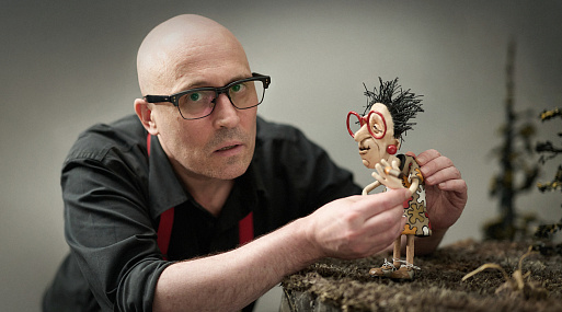 Интервью с Адамом Эллиотом о «Мемуарах Улитки»: «В написанном от руки тексте есть что-то интимное»