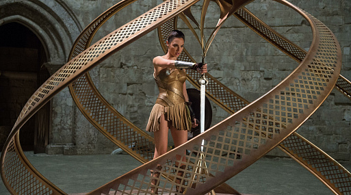 DC меняет концепцию, «Папины дочки» готовят камбэк: что случилось на прошлой неделе