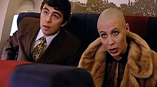 Титры «Брата 2» заменили кадрами беспорядков в США. Продюсера фильма это не возмутило