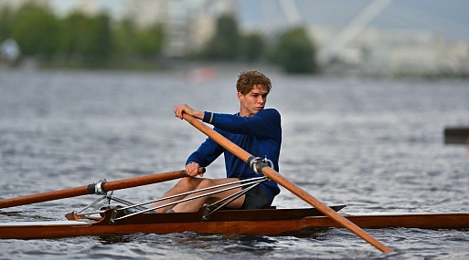 Первый на Олимпе