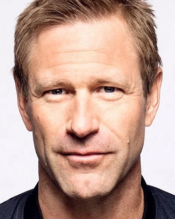 Аарон Экхарт