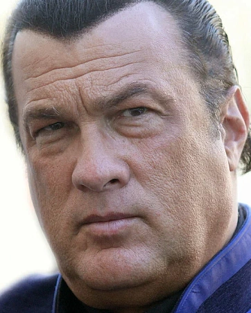 Стивен Сигал