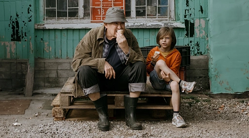 Юрий Стоянов в первом трейлере комедии «На деревню дедушке»