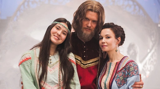 Иван и его дочери спасают Белогорье в сериале «Последний богатырь. Наследие»