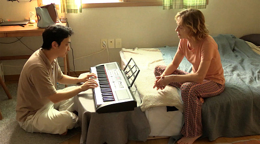 «Нужды путешественника» Хон Сан-су выйдет в России 23 мая