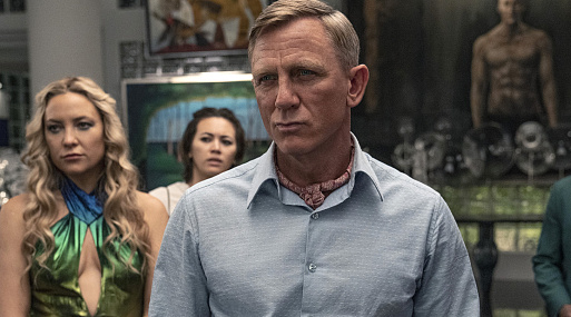 В сиквеле «Достать ножи» появятся Анджела Лэнсбери и Стивен Сондхайм