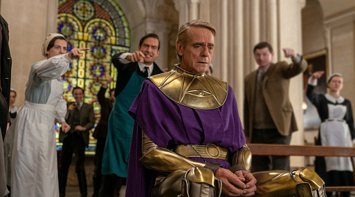 Автор комикса «Хранители» попросил создателей экранизации не беспокоить его