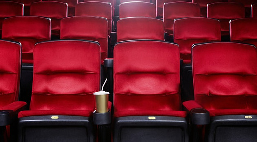 Российские кинотеатры откроются одними из последних заведений в стране