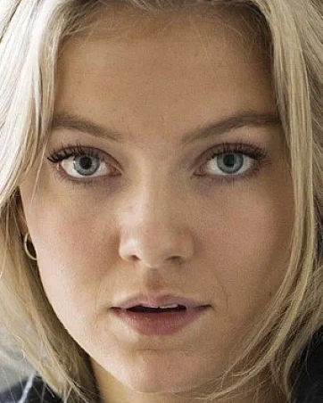 Астрид Смепласс