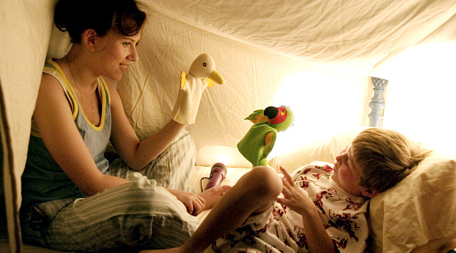 Скарлетт Йоханссон спродюсирует сериал Netflix по «Дневникам няни»