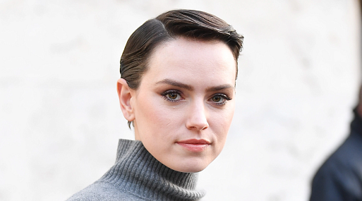 Дэйзи Ридли сотворит скандальный обман в сериале «Лучшая лгунья» от Amazon