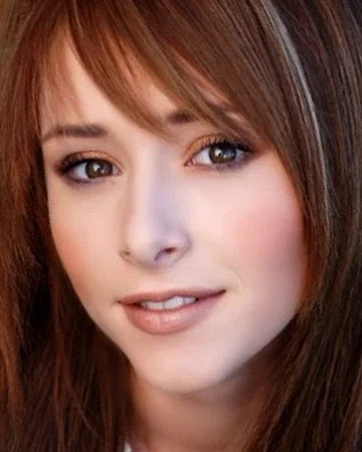 Лорен МакНайт