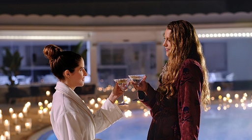 Анна Кендрик и Блейк Лайвли на свежем кадре «Ещё одной простой просьбы»