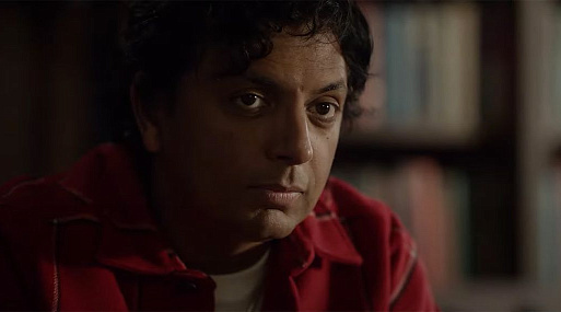 Баскетболист Джеймс Харден слышит «стук в хижине» в промо нового фильма М. Найта Шьямалана