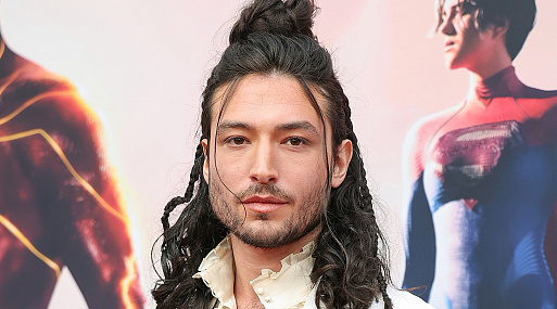 Эзра Миллер высказался об обвинениях в свою сторону