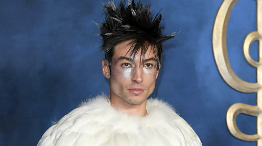 Эзру Миллера не вырежут из байопика о Сальвадоре Дали