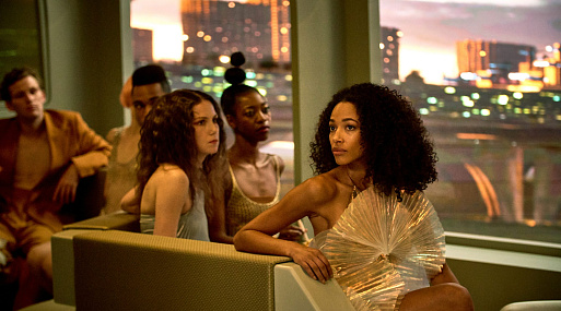 «О дивный новый мир» для миллениалов: каким получился сериал по книге Олдоса Хаксли