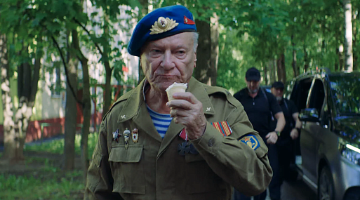 Расплескалась синева: вышел трейлер комедии «За Палыча 2!»