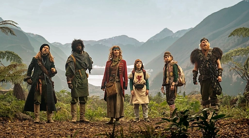 Лиза Кудроу и её «Бандиты во времени» в первом трейлере сериала