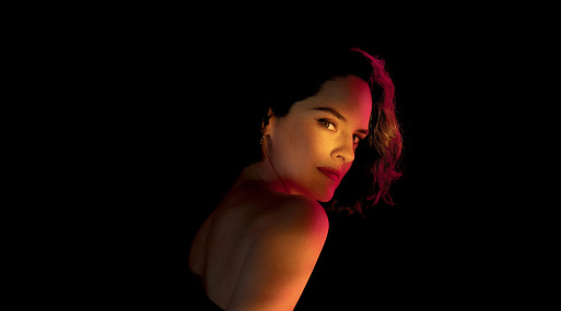 Что смотреть в кино с 28 ноября: от «Эммануэль» до «Птицы»