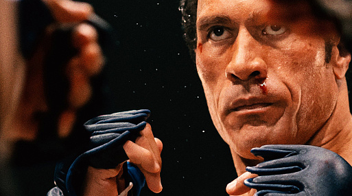 Вышел первый постер «Крушащей машины» с Дуэйном Джонсоном