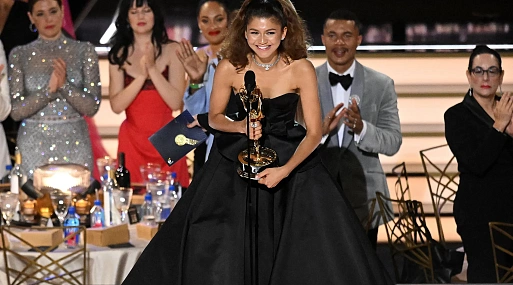 Зендея, Майкл Китон, Аманда Сайфред: названы лауреаты «Эмми» — 2022