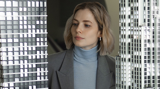 Юлия Снигирь на первых фото со съёмок продолжения «Золотого дна»