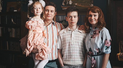 Николай Добрынин и Никита Кологривый на кадрах комедии «Дед Фомич»