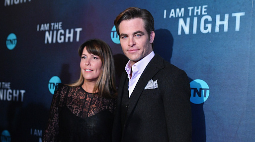 Крис Пайн занялся режиссурой по совету Пэтти Дженкинс